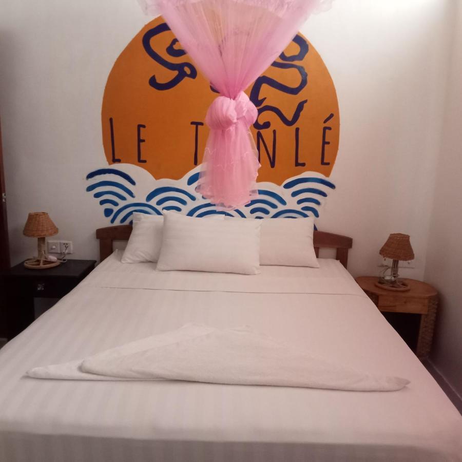 Nomad Guesthouse Krâchéh Zewnętrze zdjęcie